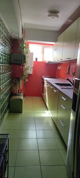Drumul Taberei, apartament 2 camere decomandat 88 mp, str. Drumul Furcii.