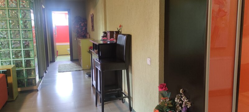 Drumul Taberei, apartament 2 camere decomandat 88 mp, str. Drumul Furcii.